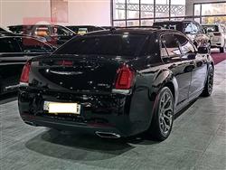 کرایسلەر 300